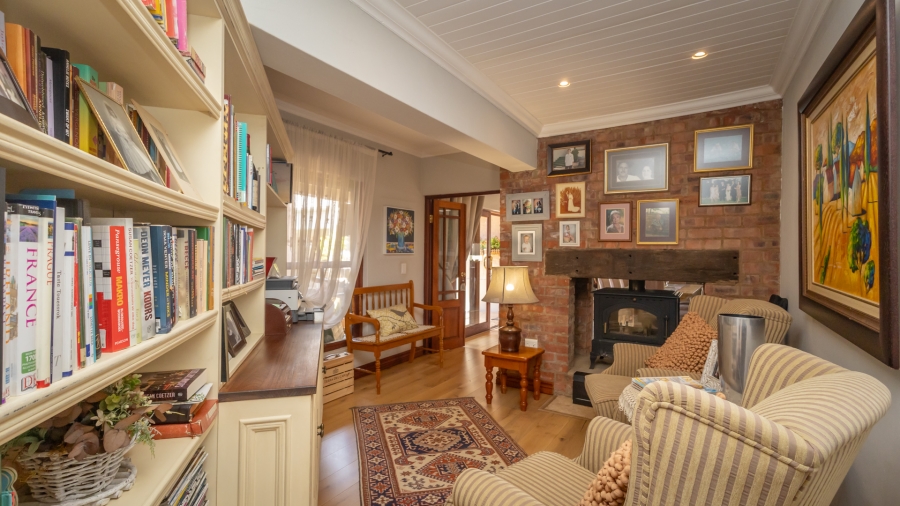 3 Bedroom Property for Sale in The Coves North West
